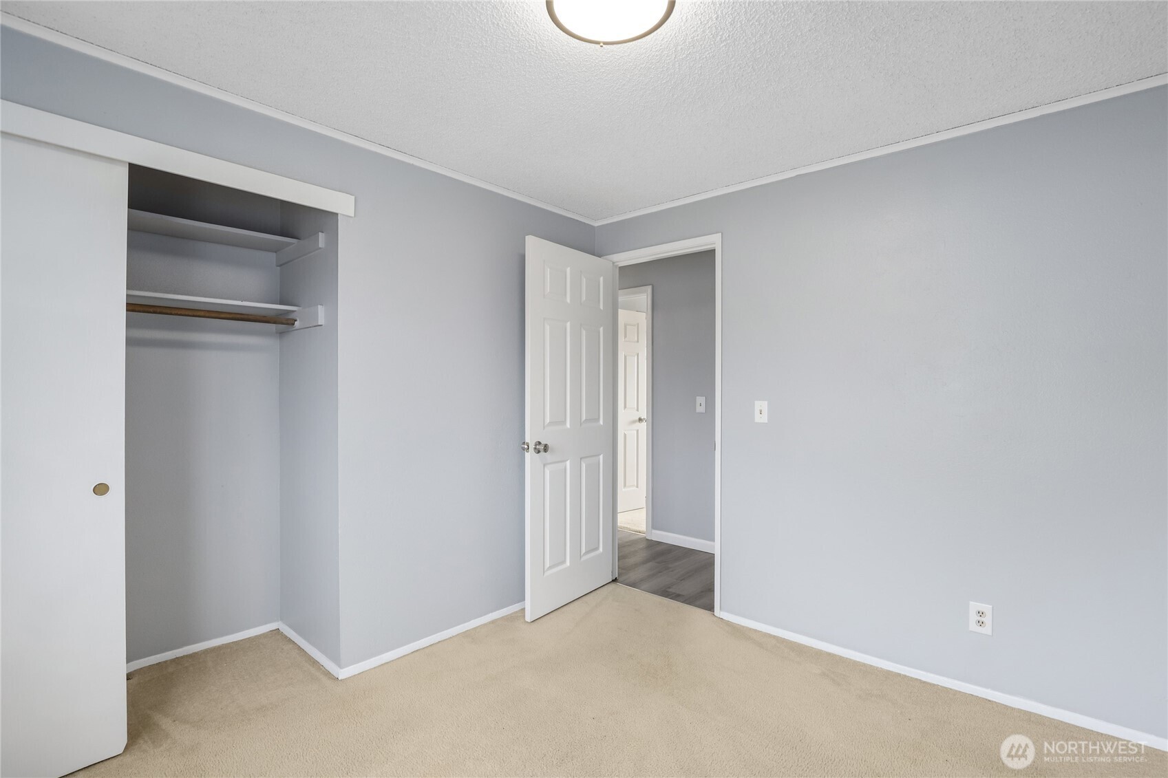 1501 Vue Court Bremerton, WA 98310 - Photo 22 of 28