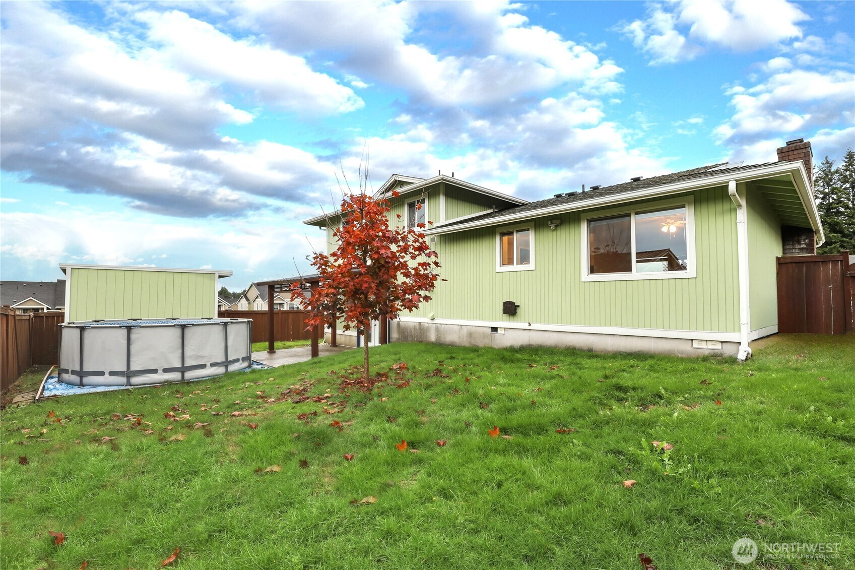 1501 Vue Court Bremerton, WA 98310 - Photo 24 of 28