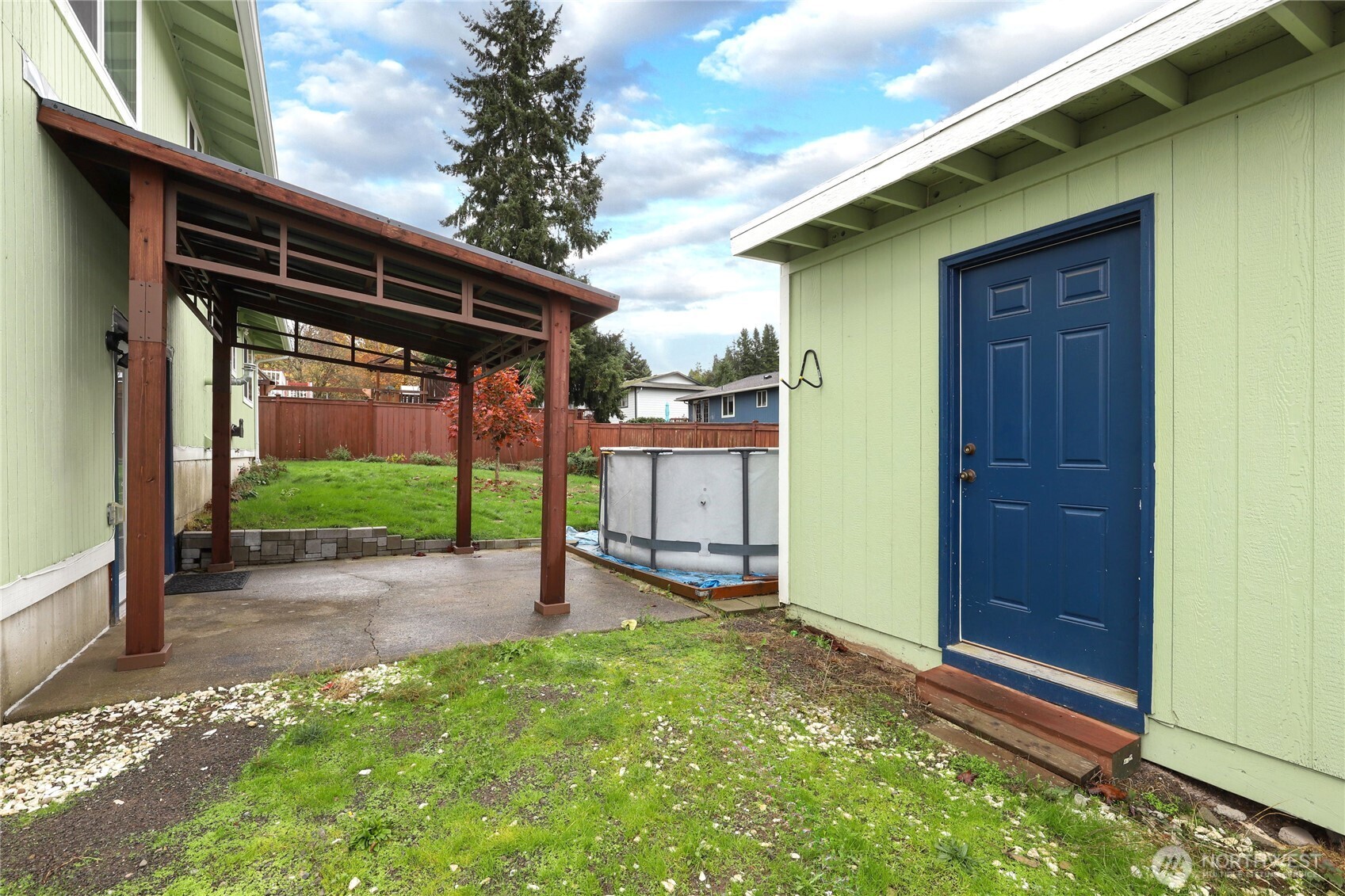 1501 Vue Court Bremerton, WA 98310 - Photo 26 of 28