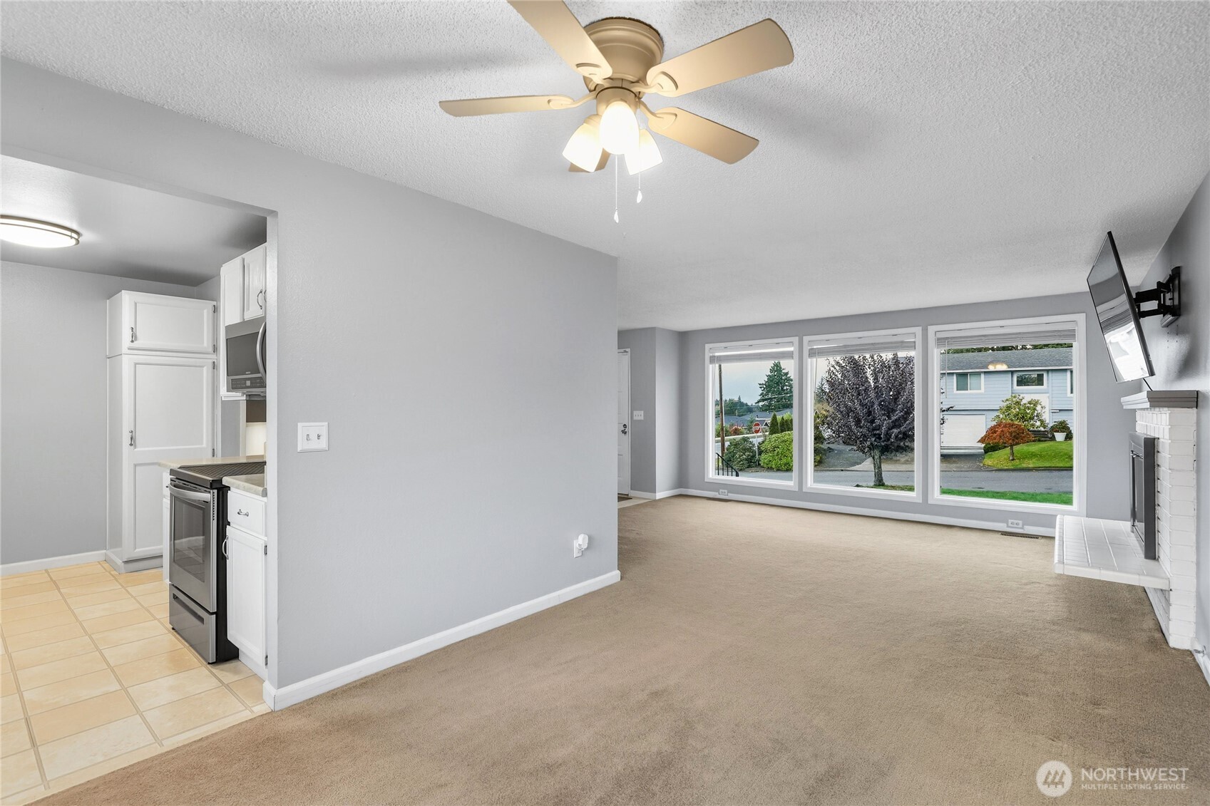 1501 Vue Court Bremerton, WA 98310 - Photo 5 of 28