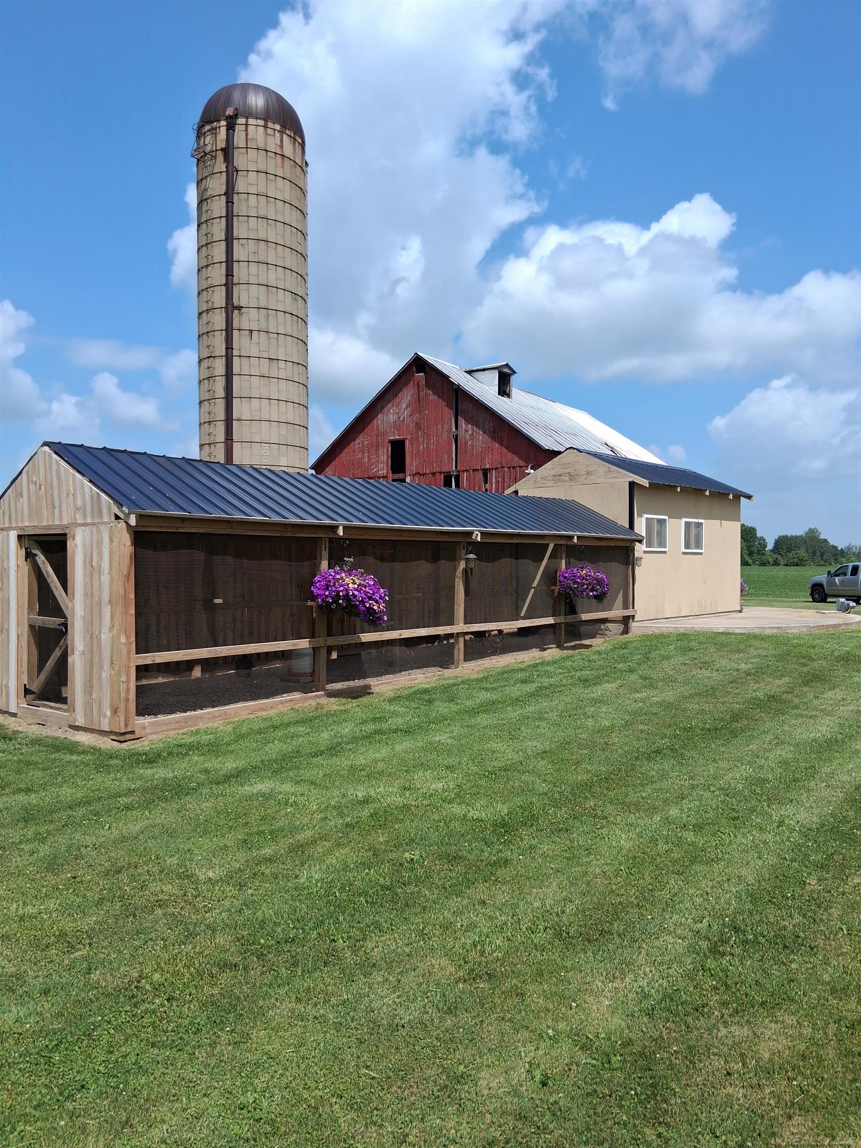 8734 Wildcat Road Jeddo, MI 48032 - Photo 11 of 36