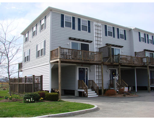 219 Beach Road, Unit 1 Salisbury, MA 01952 - Photo 1 of 12 Gallery Image 1