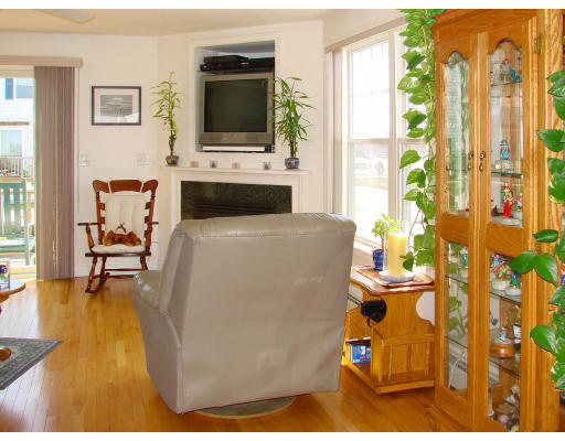 219 Beach Road, Unit 1 Salisbury, MA 01952 - Photo 4 of 12 Gallery Image 4