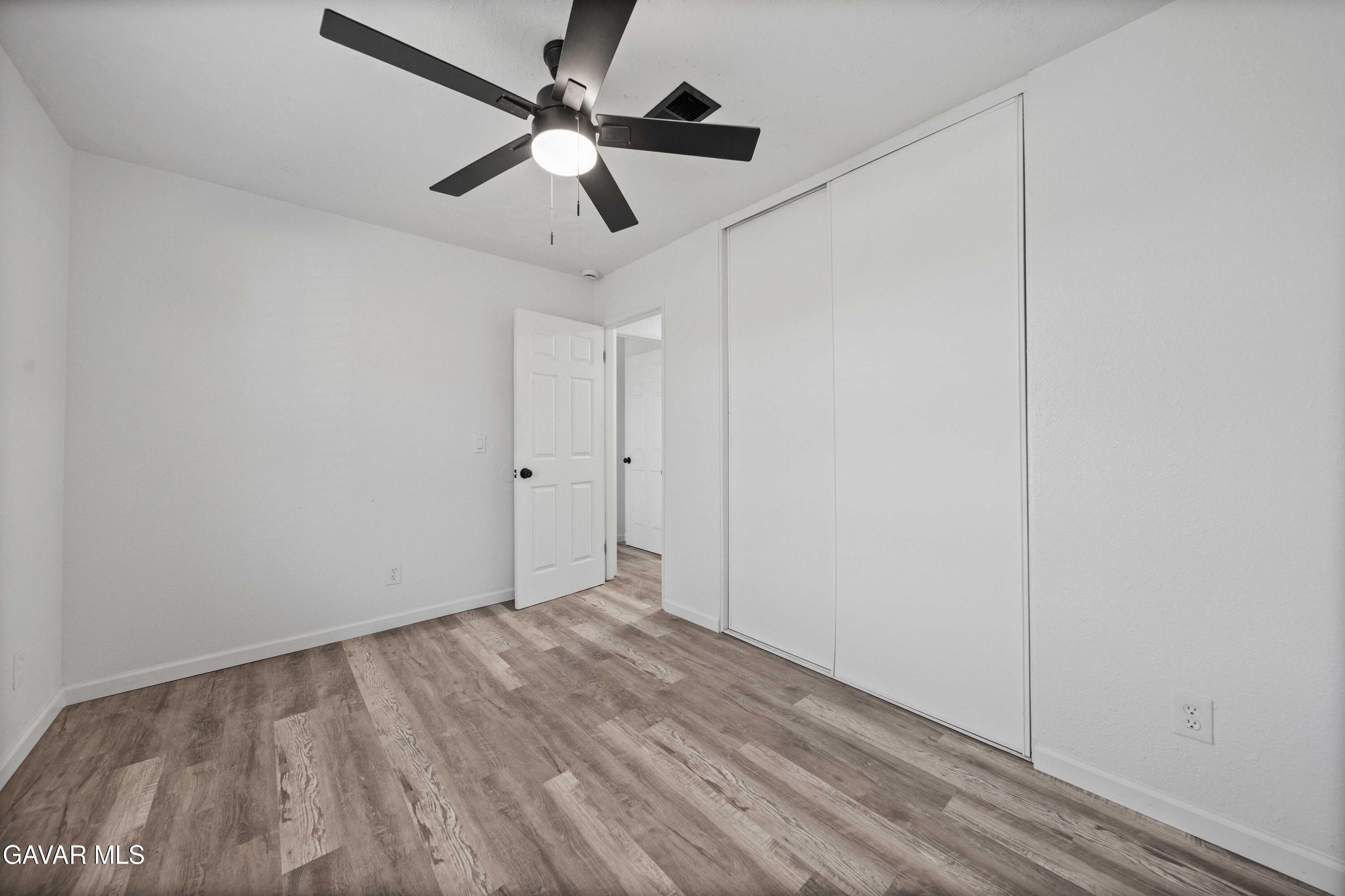 40054 Ridgemist Street Palmdale, CA 93591 - Photo 19 of 21 40054 Ridgemist Street Palmdale-20