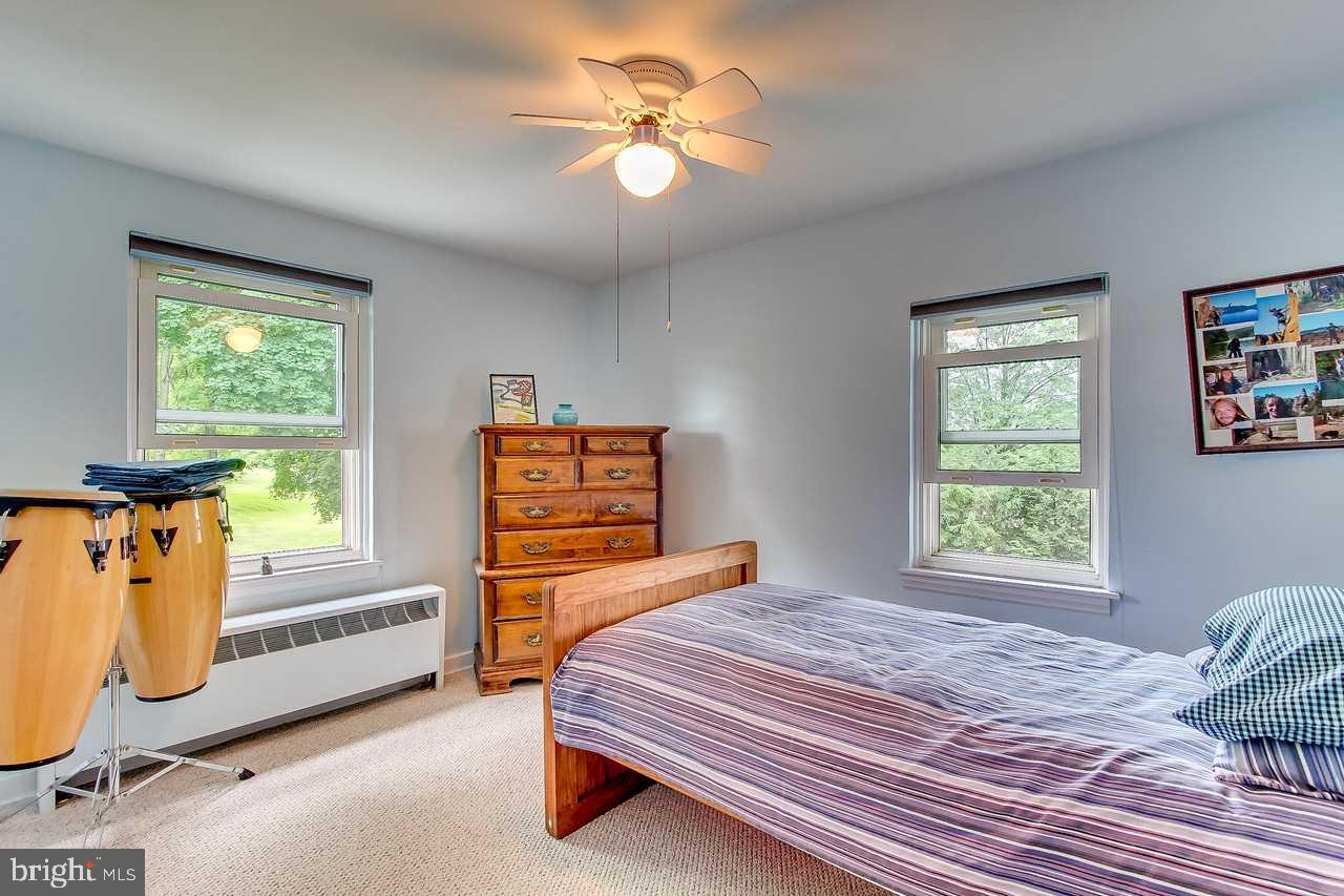 965 Millcreek Road York, PA 17404 - Photo 15 of 28 Gallery Image 15