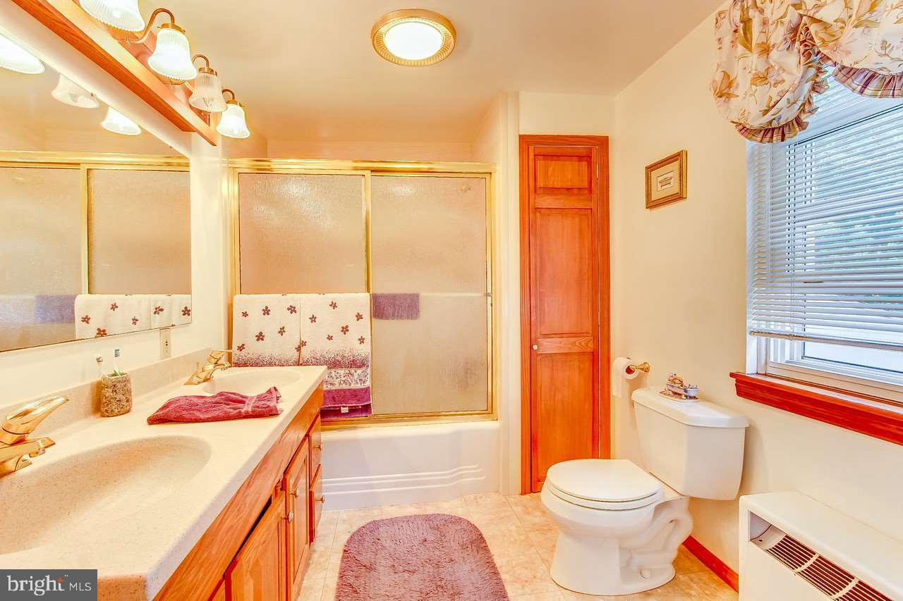 965 Millcreek Road York, PA 17404 - Photo 16 of 28 Gallery Image 16