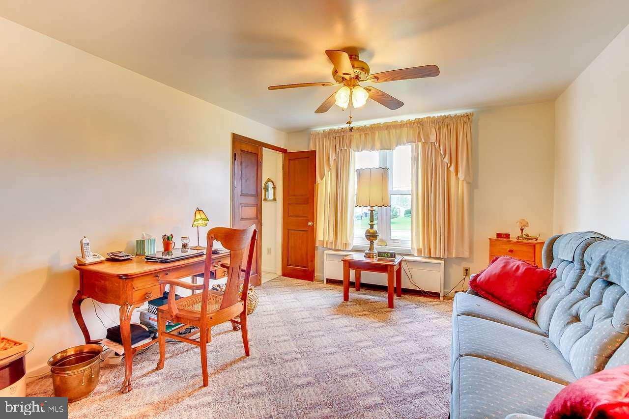 965 Millcreek Road York, PA 17404 - Photo 4 of 28 Gallery Image 4