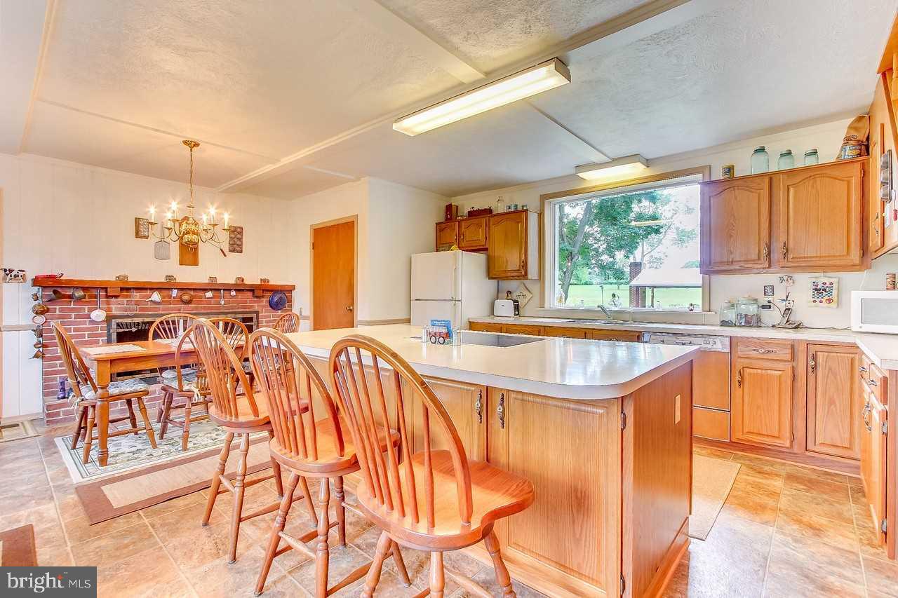 965 Millcreek Road York, PA 17404 - Photo 7 of 28 Gallery Image 7