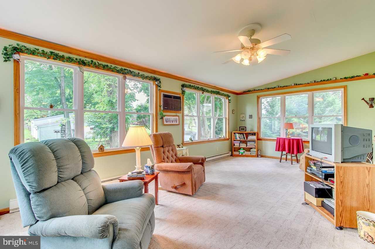 965 Millcreek Road York, PA 17404 - Photo 9 of 28 Gallery Image 9