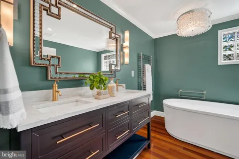 $1,298,500 | 311 Adams Avenue, Alexandria, VA 22301