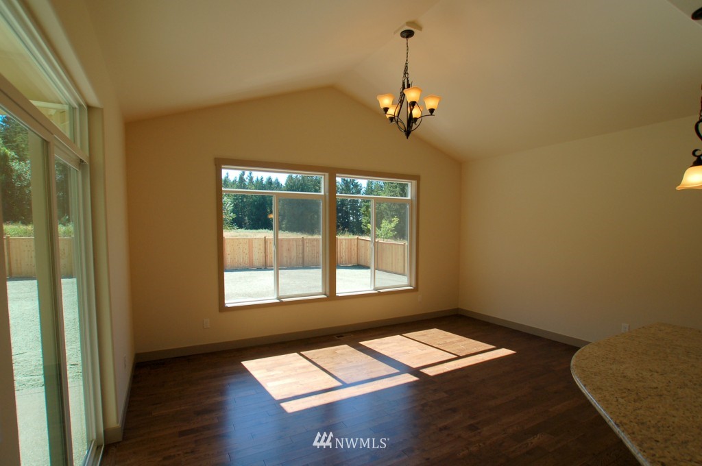 9210 Fox Ridge Lane Southeast Olympia, WA 98513 - Photo 13 of 25 Gallery Image 13