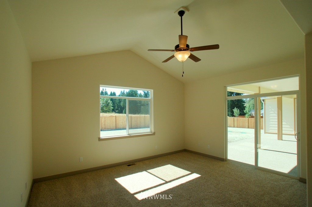 9210 Fox Ridge Lane Southeast Olympia, WA 98513 - Photo 17 of 25 Gallery Image 17
