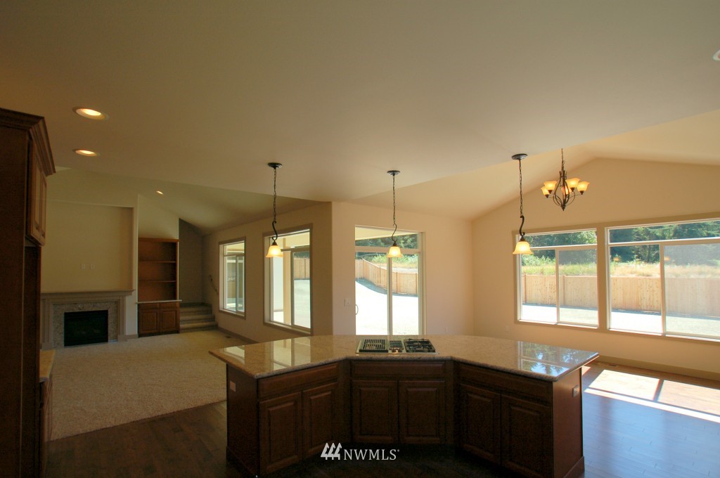 9210 Fox Ridge Lane Southeast Olympia, WA 98513 - Photo 6 of 25 Gallery Image 6