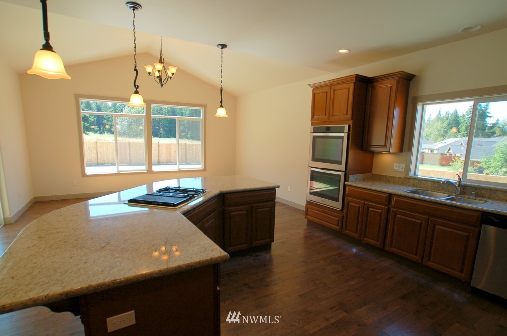 9210 Fox Ridge Lane Southeast Olympia, WA 98513 - Photo 7 of 25 Gallery Image 7