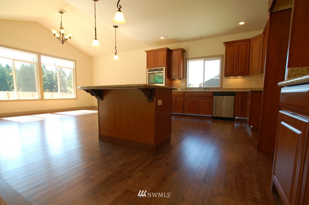 9210 Fox Ridge Lane Southeast Olympia, WA 98513 - Photo 9 of 25 Gallery Image 9