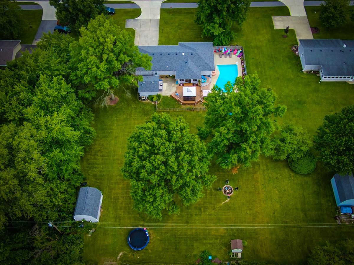 645 West Gump Road Fort Wayne, IN 46845 - Photo 4 of 35 Gallery Image 4