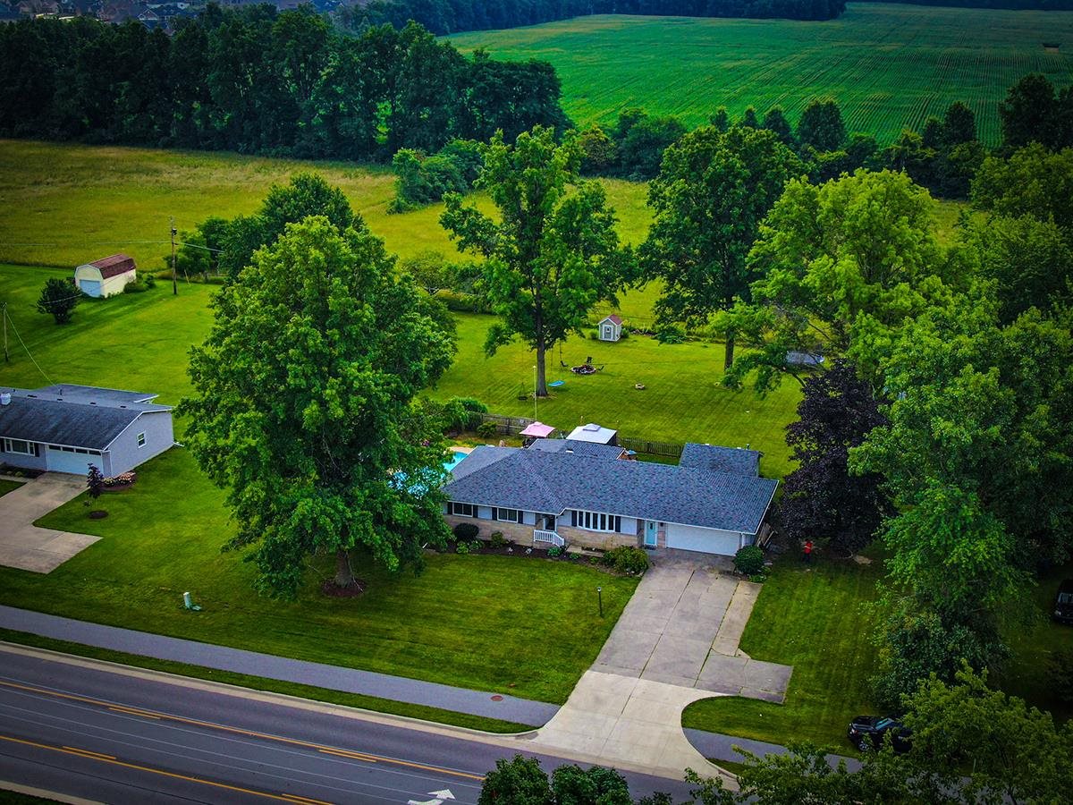 645 West Gump Road Fort Wayne, IN 46845 - Photo 5 of 35 Gallery Image 5