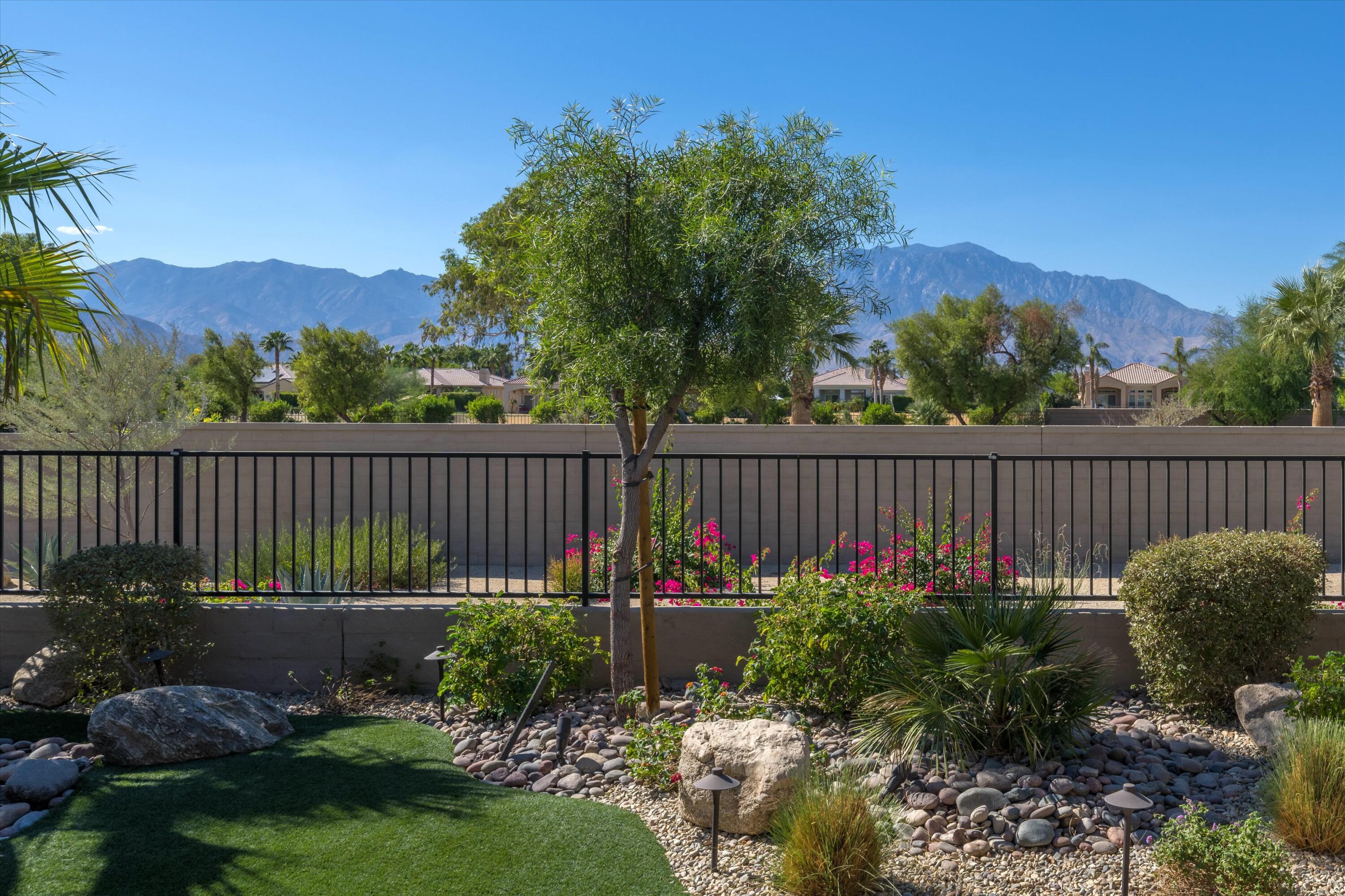 66 Cork Tree Rancho Mirage, CA 92270 - Photo 2 of 50 07-46343013