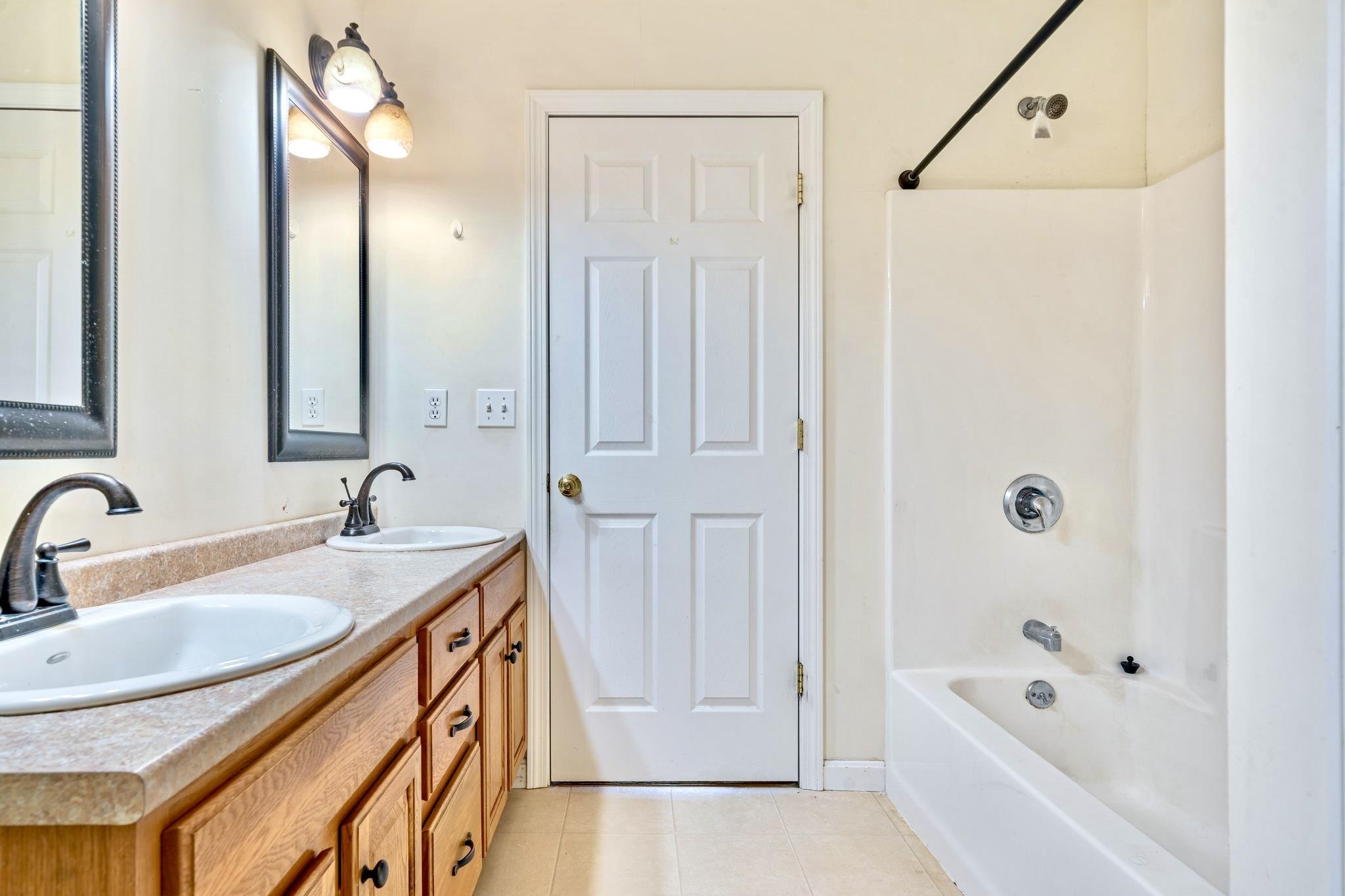 121 Whitten Road Milford, NH 03055 - Photo 17 of 40 Gallery Image 17