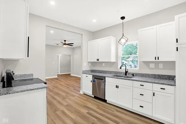 $188,900 | 853 North 12th Street, Elwood, IN 46036