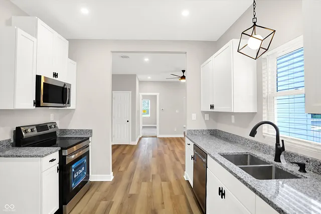 $188,900 | 853 North 12th Street, Elwood, IN 46036