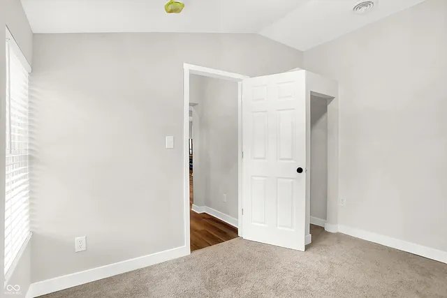 $188,900 | 853 North 12th Street, Elwood, IN 46036