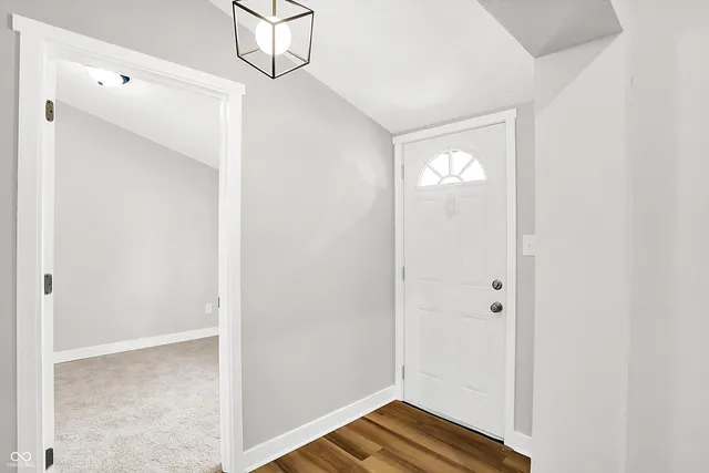 $188,900 | 853 North 12th Street, Elwood, IN 46036