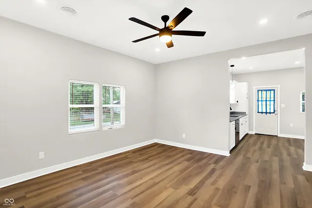 $188,900 | 853 North 12th Street, Elwood, IN 46036