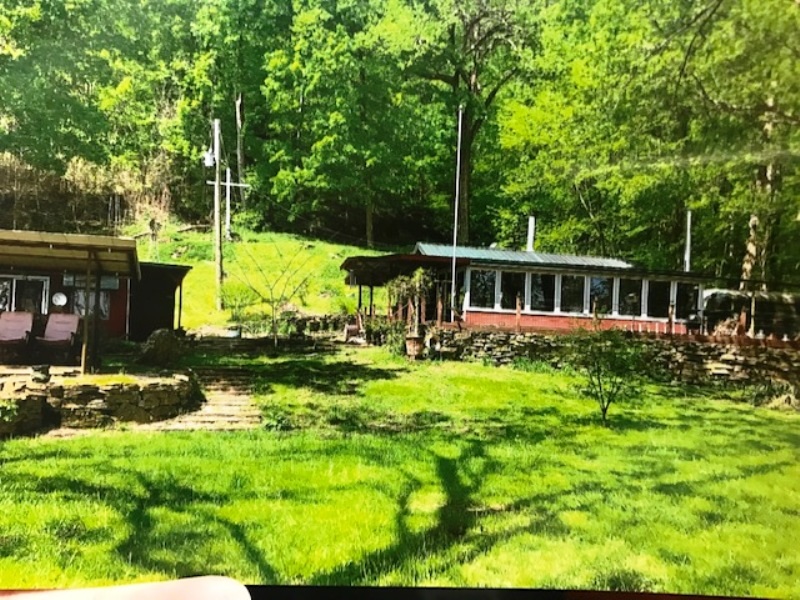 18300 Magnet Valley Road Derby, IN 47525 - Photo 1 of 10 Gallery Image 1