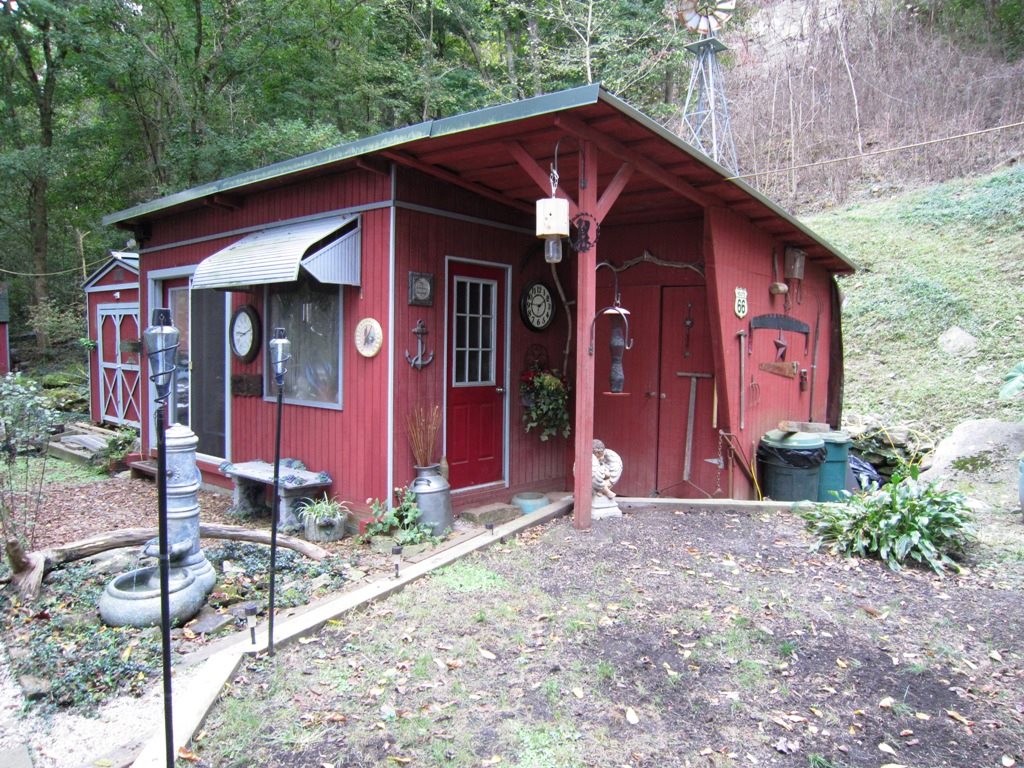 18300 Magnet Valley Road Derby, IN 47525 - Photo 6 of 10 Gallery Image 6