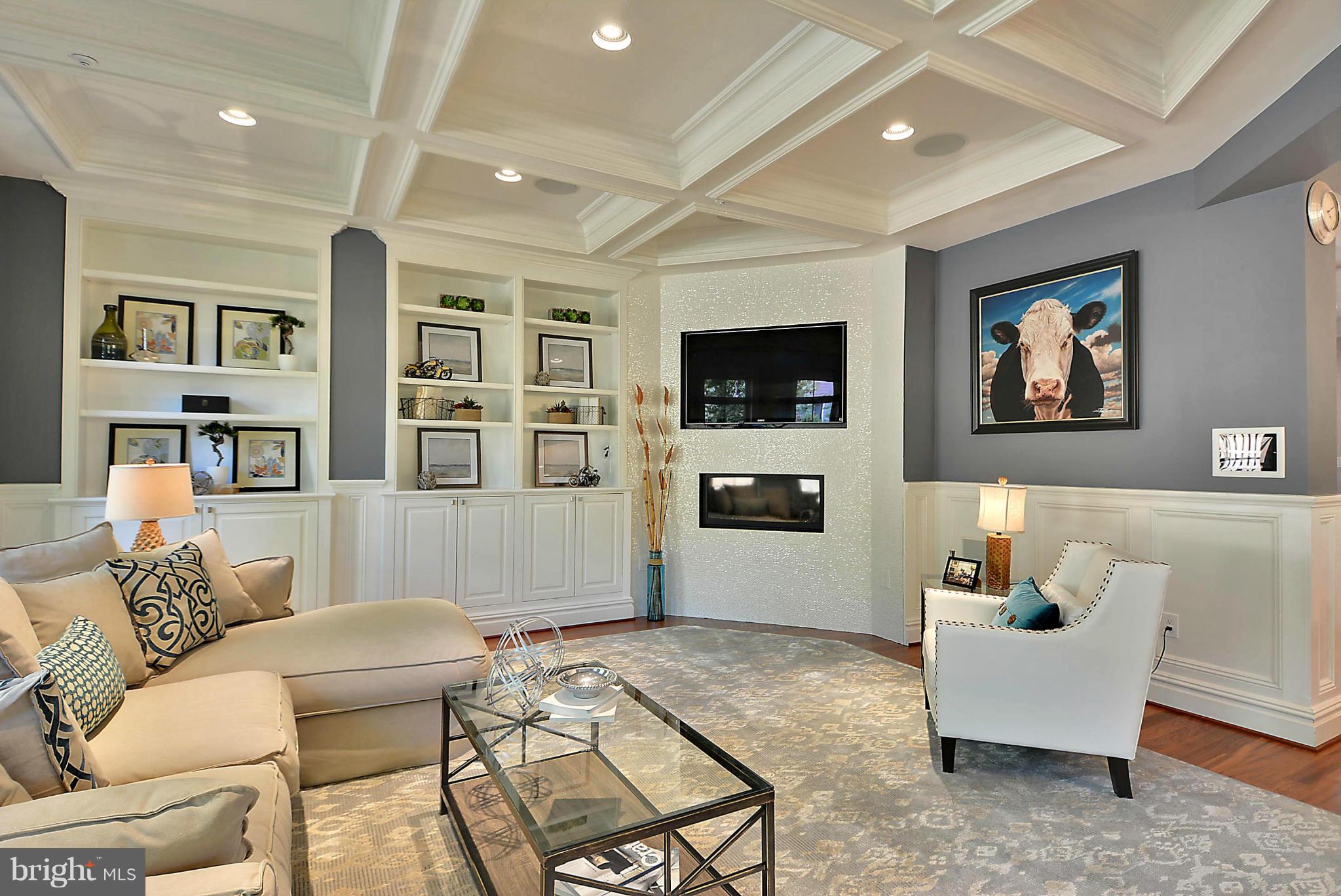 5313 Wehawken Road Bethesda, MD 20816 - Photo 9 of 30 Family Room