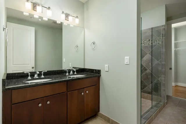 $2,900 | 4 Cherokee Blvd., Unit 222, Chattanooga, TN 37405