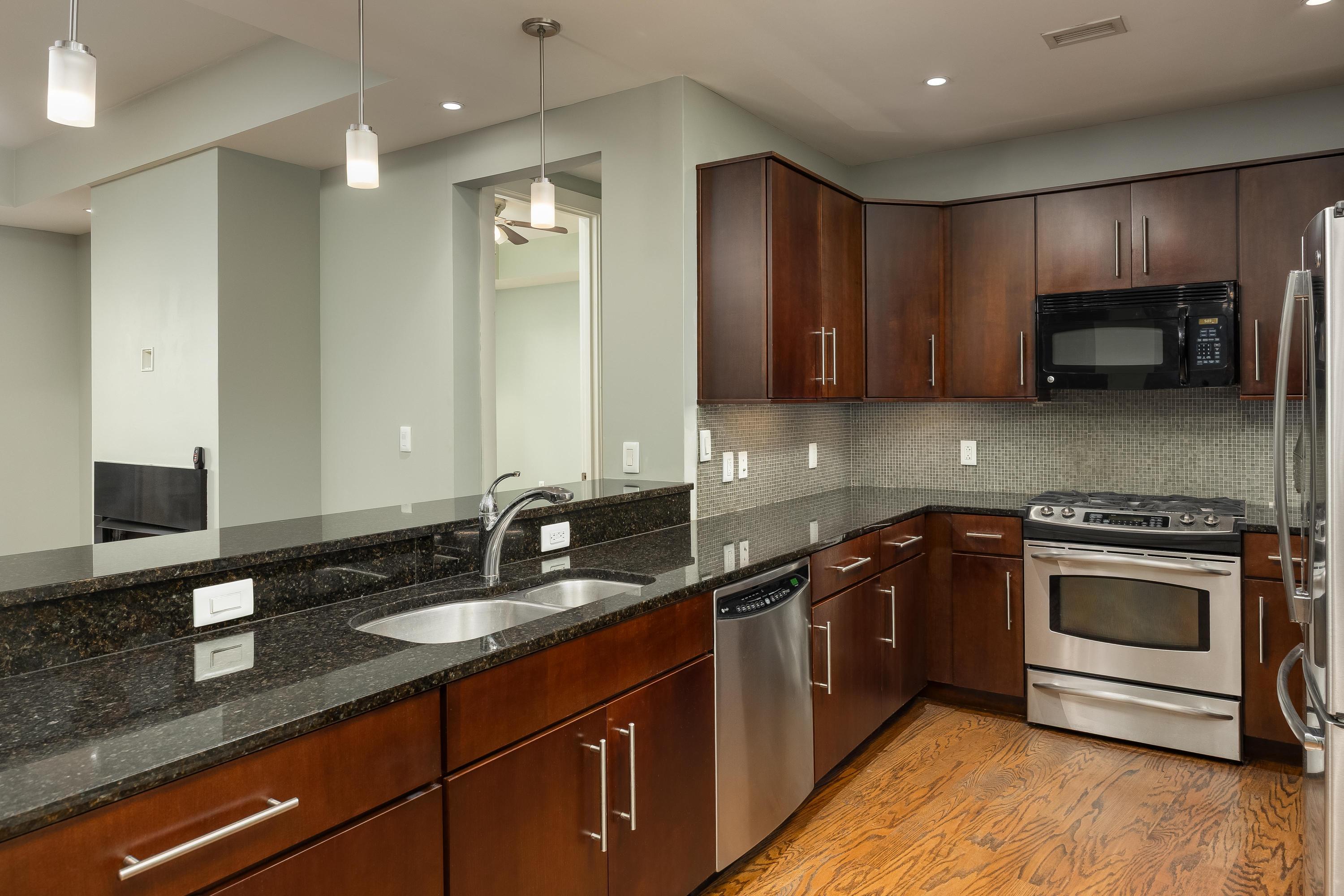 4 Cherokee Blvd., Unit 222 Chattanooga, TN 37405 - Photo 2 of 41 4 Cherokee Boulevard #222