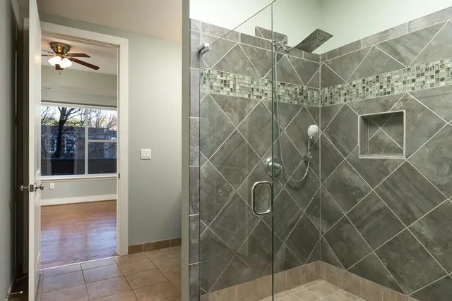 $2,900 | 4 Cherokee Blvd., Unit 222, Chattanooga, TN 37405