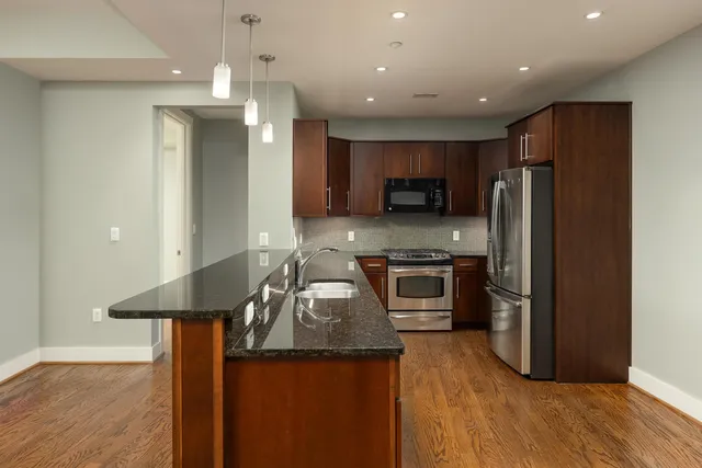 $2,900 | 4 Cherokee Blvd., Unit 222, Chattanooga, TN 37405