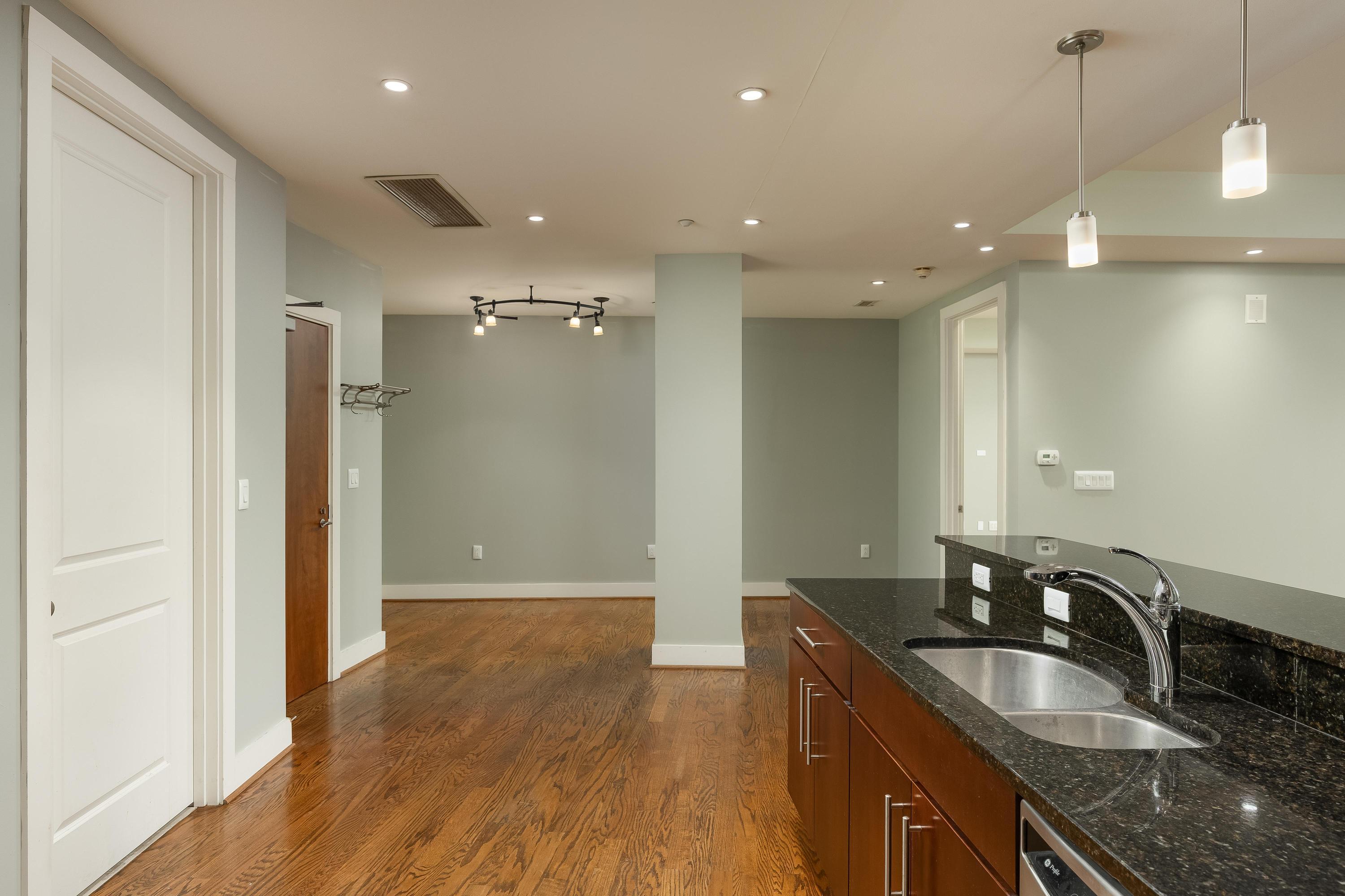 4 Cherokee Blvd., Unit 222 Chattanooga, TN 37405 - Photo 10 of 41 4 Cherokee Boulevard #222