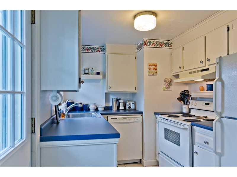 12 Woodmere Road Portland, ME 04103 - Photo 9 of 32 Kitchen.