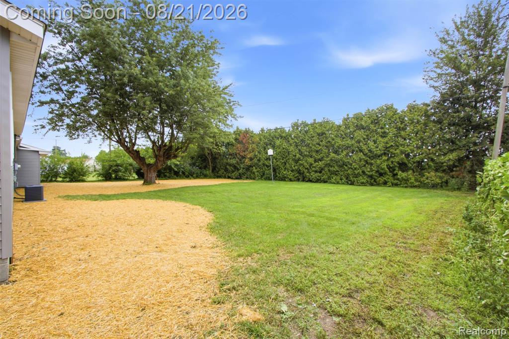 1938 Sheick Road Monroe, MI 48162 - Photo 19 of 20 Gallery Image 19