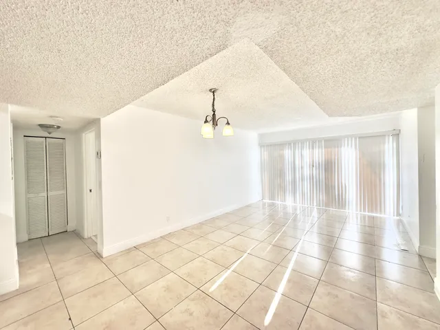 $2,195 | 1461 Windorah Way, Unit B, West Palm Beach, FL 33411