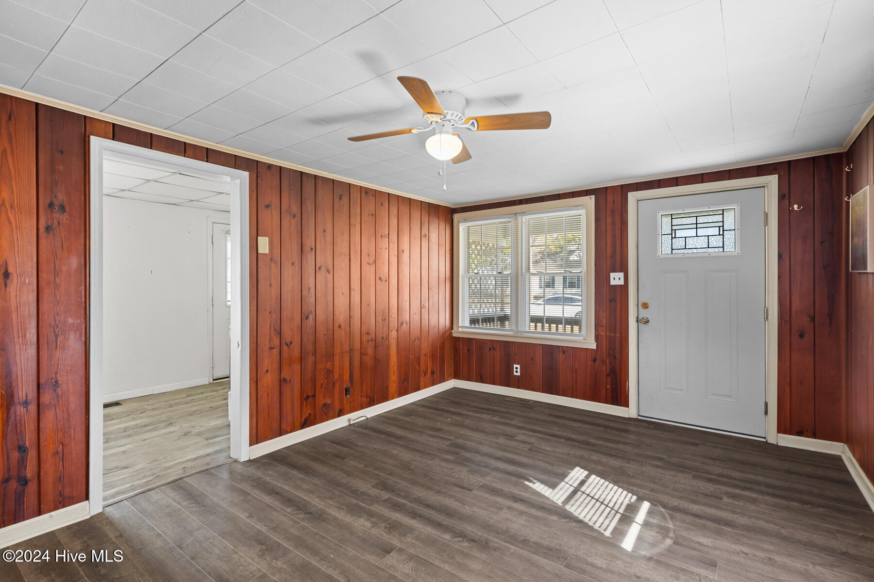 109 Queens Road Jacksonville, NC 28540 - Photo 6 of 18 queen-3