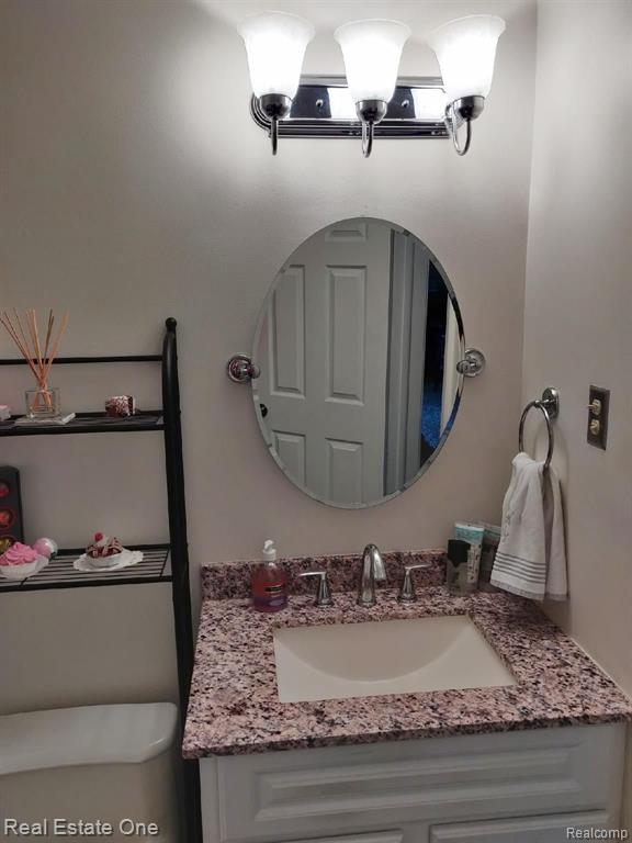 32064 Bonnet Hill Road Farmington Hills, MI 48334 - Photo 18 of 29