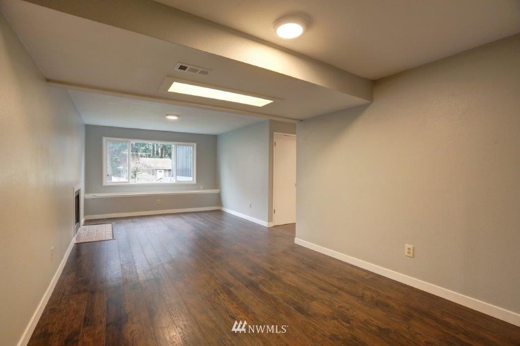 3614 Northeast 7th Place Renton, WA 98056 - Photo 17 of 20