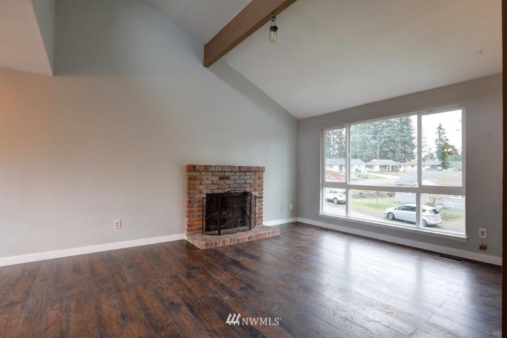 3614 Northeast 7th Place Renton, WA 98056 - Photo 9 of 20