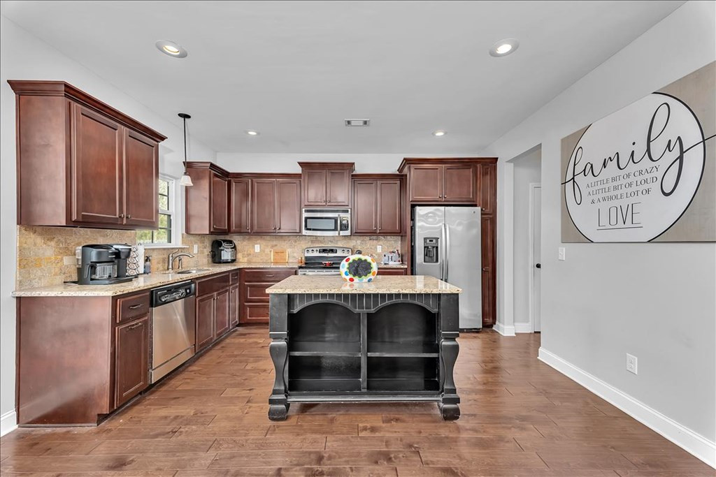 7919 Canary Lake Road North Augusta, SC 29841 - Photo 12 of 34 Gallery Image 12