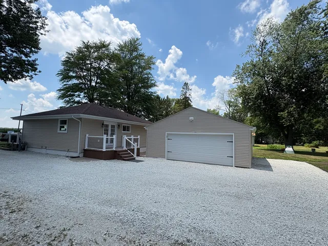 $299,900 | 5101 East 1000 Road North, Kankakee, IL 60901