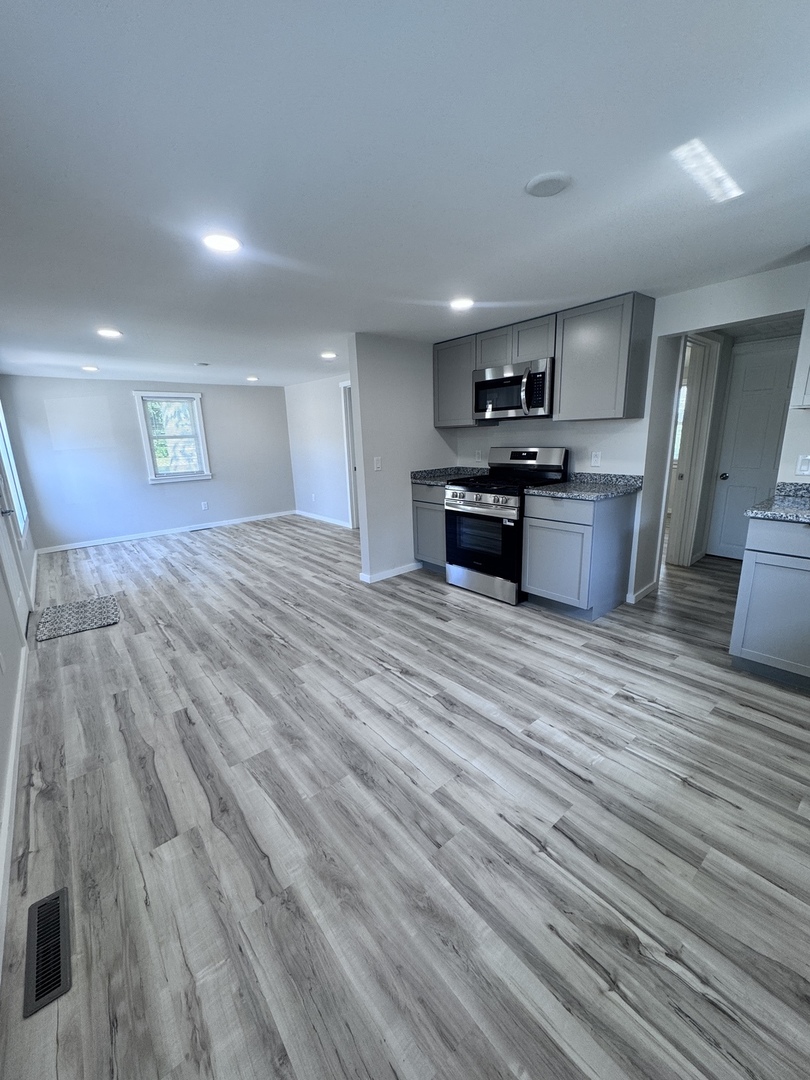 5101 East 1000 Road North Kankakee, IL 60901 - Photo 7 of 17