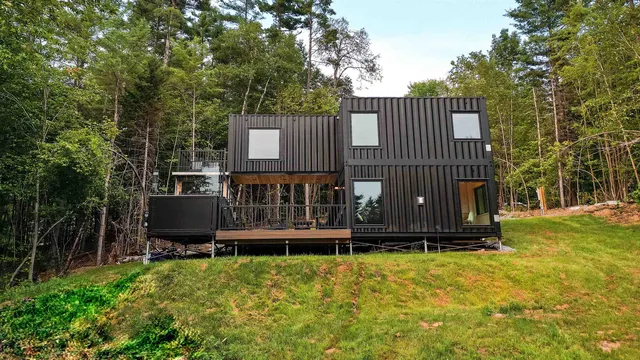 $589,000 | 19 Strawberry Lane, Ludlow, VT 05149