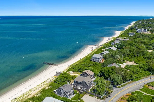 $2,395,000 | 240 Robbins Hill Road, Brewster, MA 02631