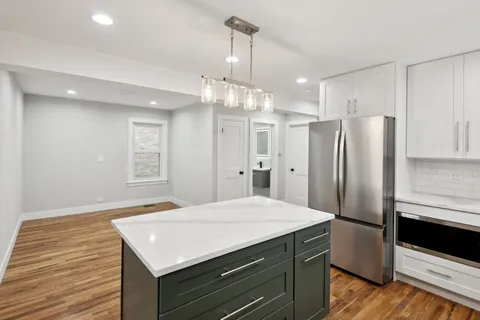 $550,000 | 3737 North Cumberland Avenue, Chicago, IL 60634