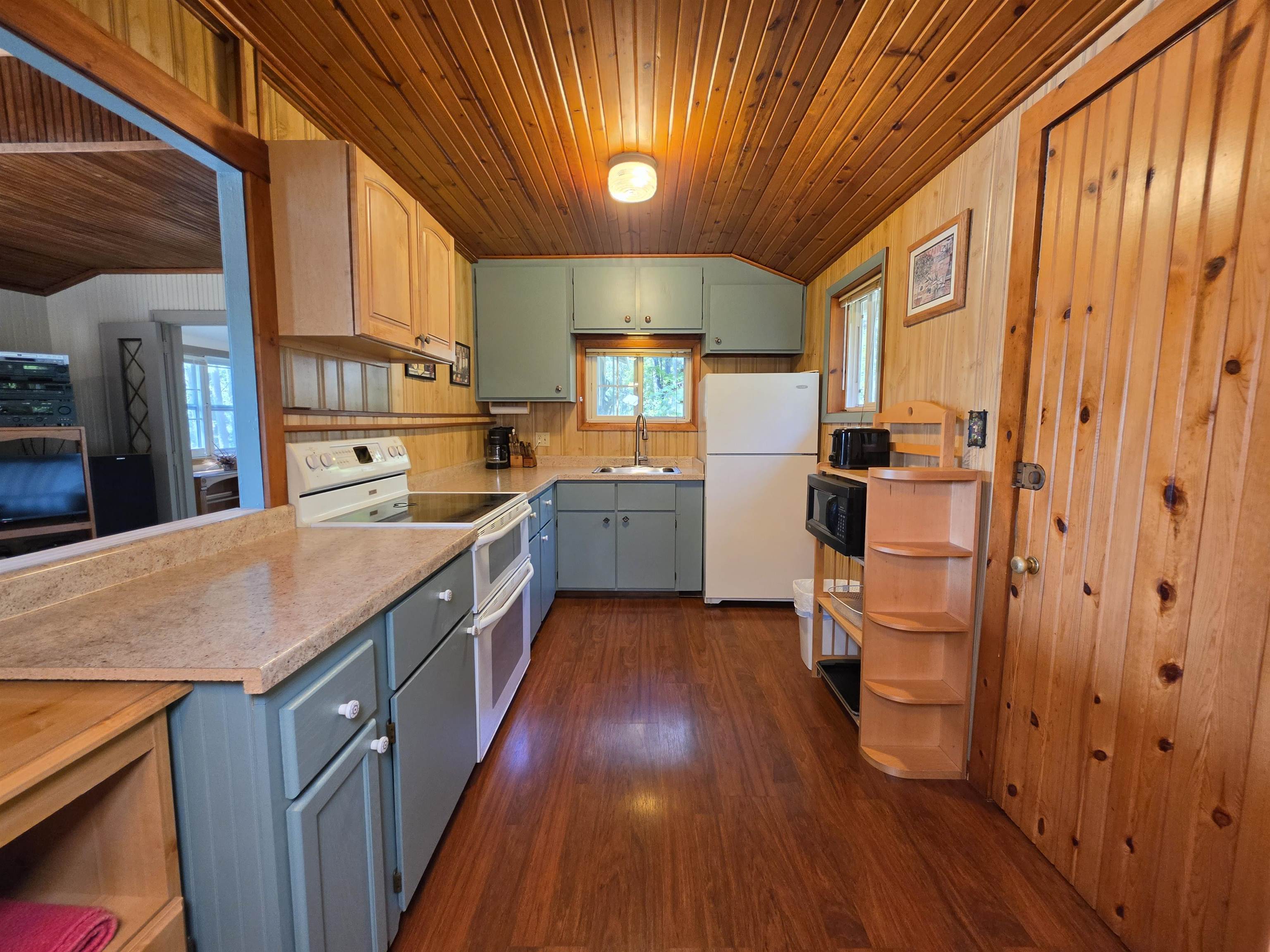 5165 Sea Lion Lake Road Florence, WI 54121 - Photo 6 of 40 Gallery Image 6